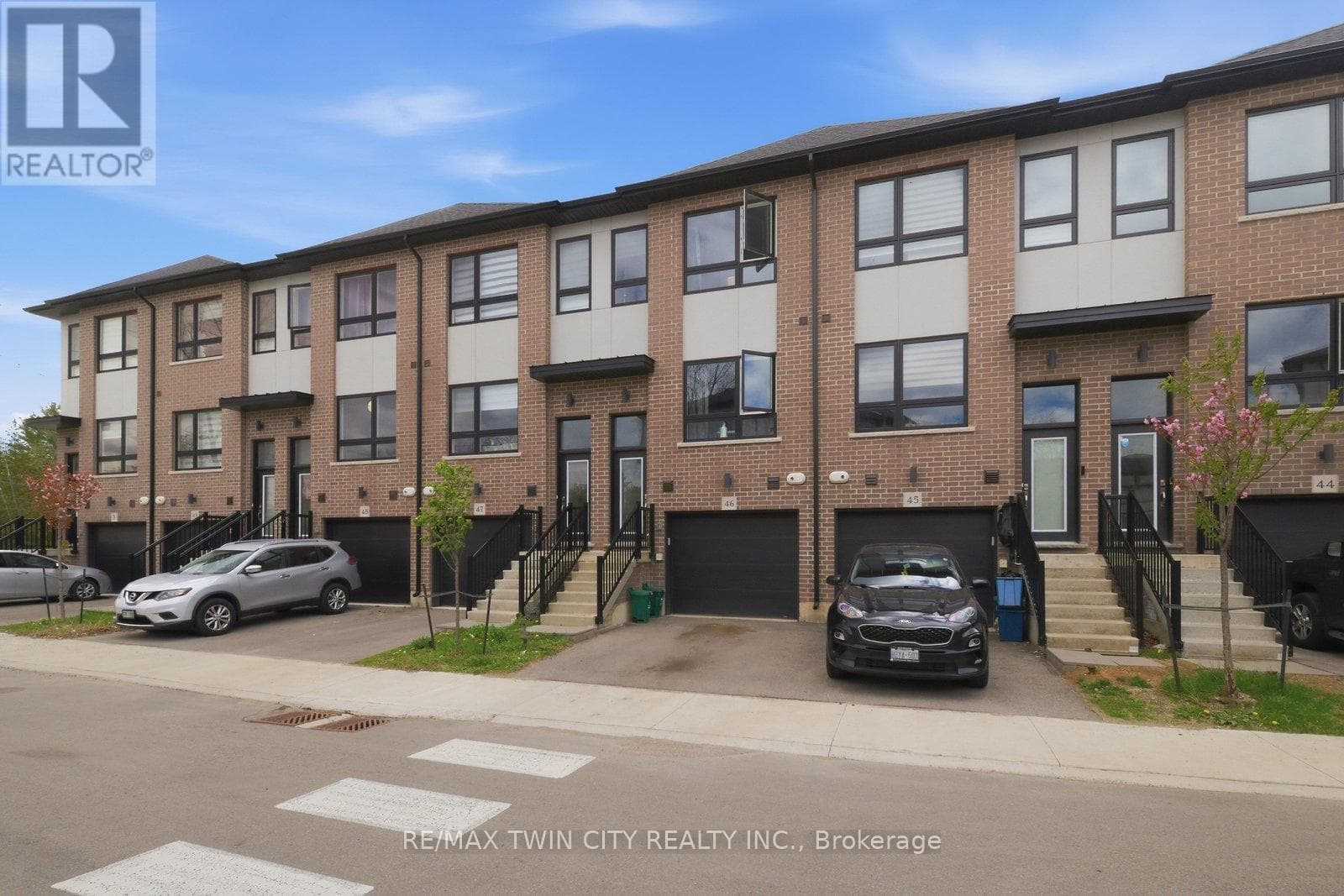 720 GREY Street Unit# 46, Toronto — photo 2