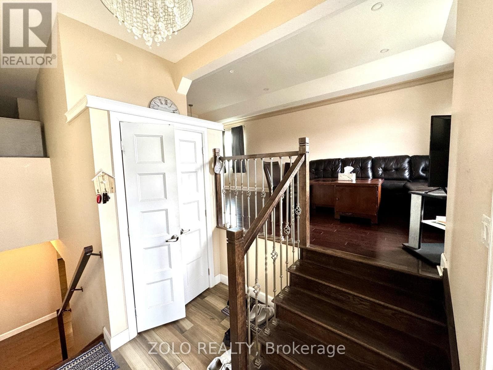 212 BELLWOOD DRIVE, Ottawa — photo 4