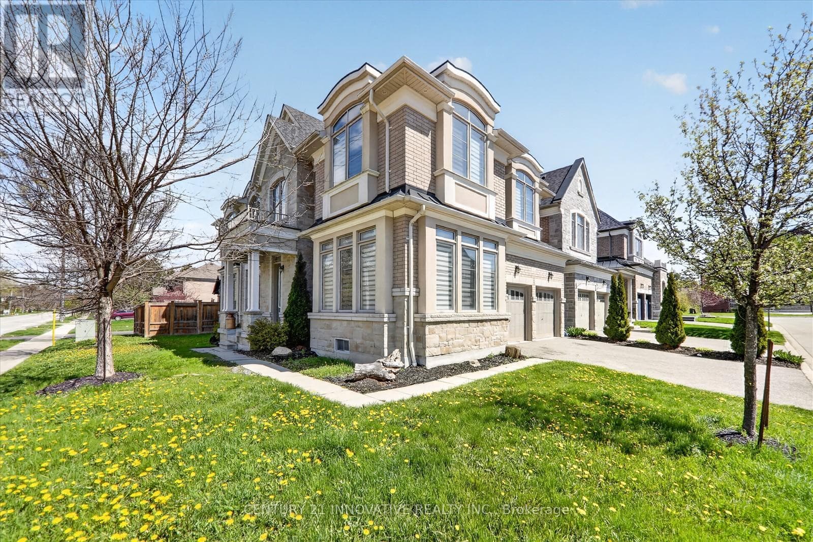 1 - 1815 FAIRPORT ROAD, Toronto — photo 2