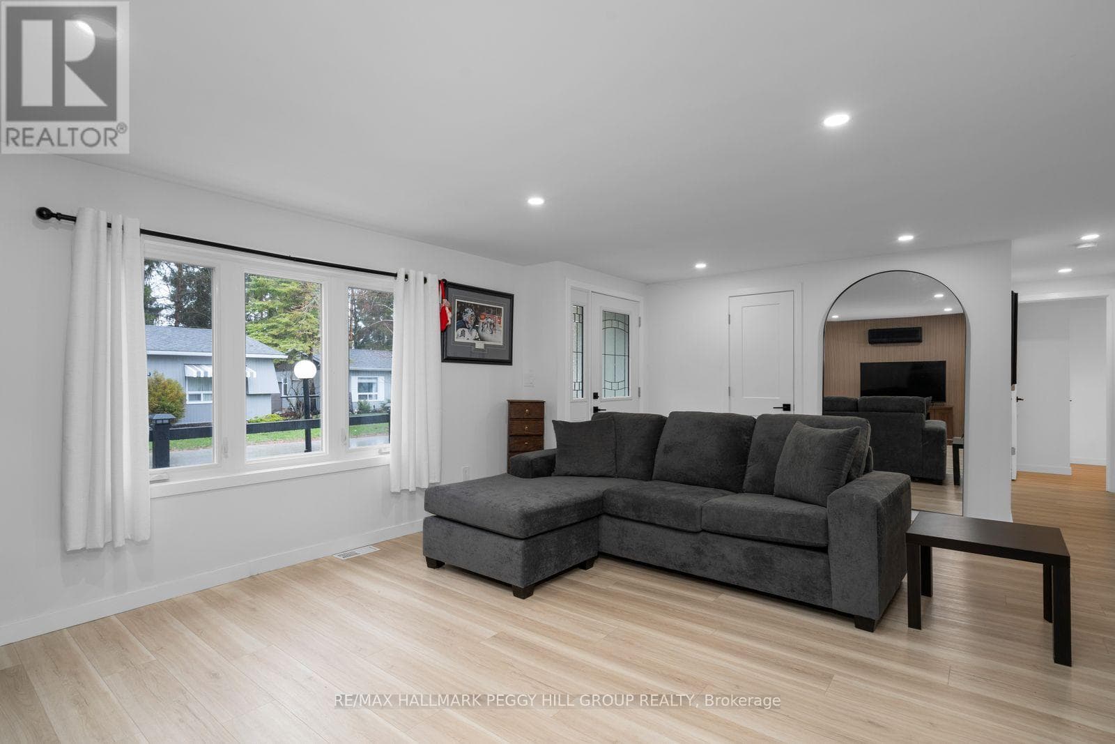 15 CHERRYWOOD LANE, Toronto — photo 3