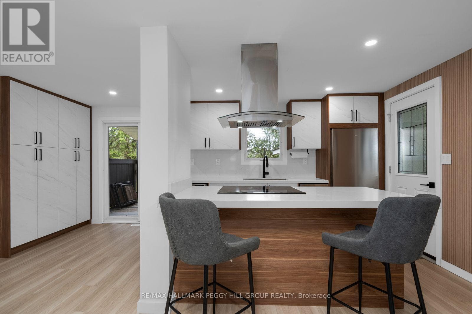 15 CHERRYWOOD LANE, Toronto — photo 4