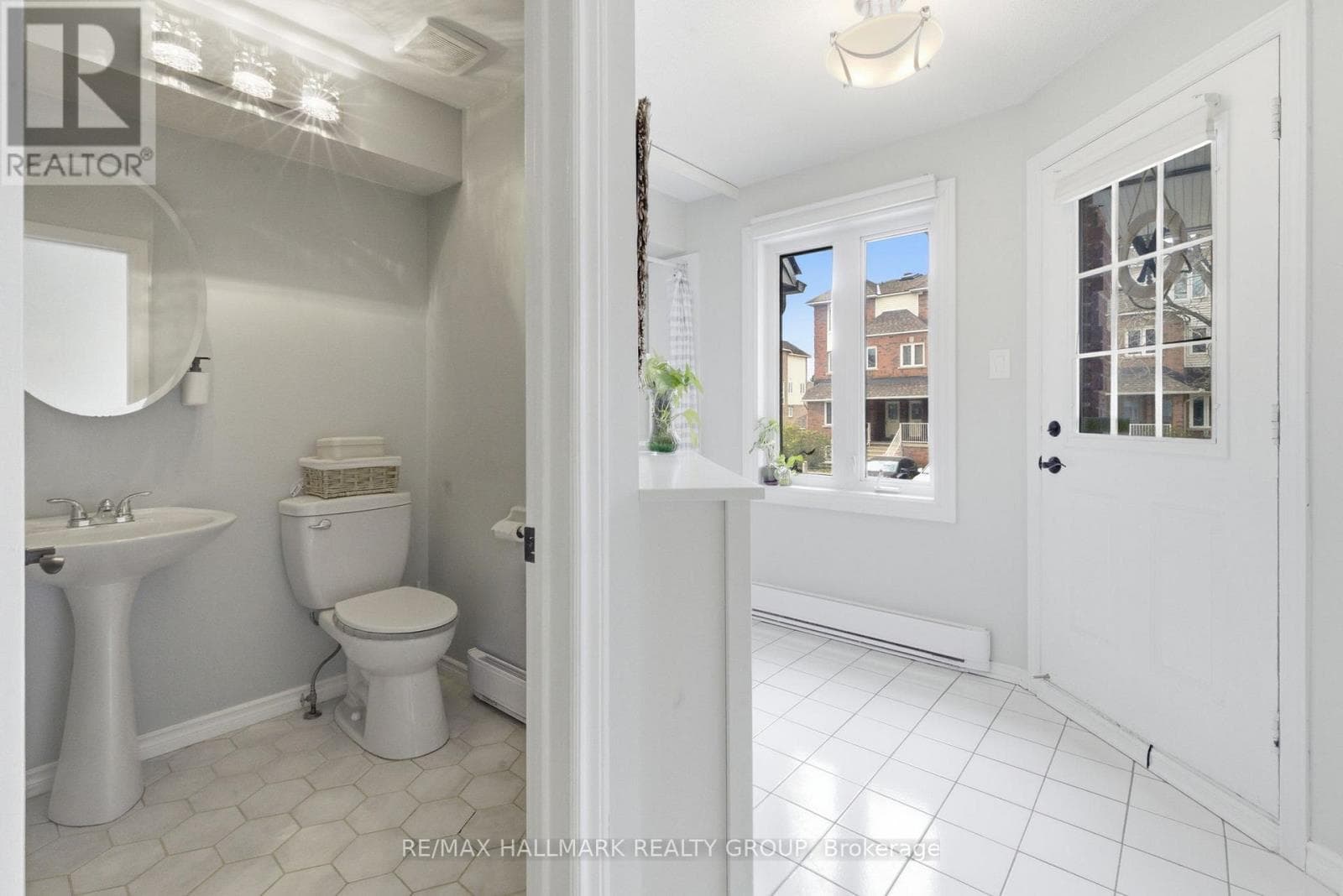 3 - 390 BRISTON PRIVATE, Ottawa — photo 5