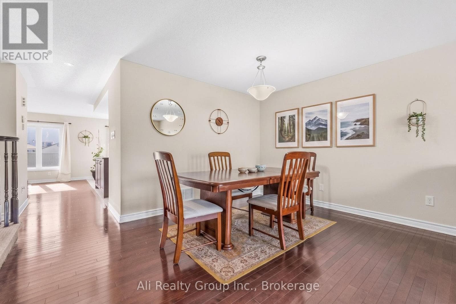 400 NESTLETON STREET, Ottawa — photo 3