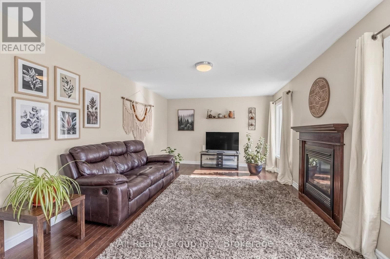 400 NESTLETON STREET, Ottawa — photo 4