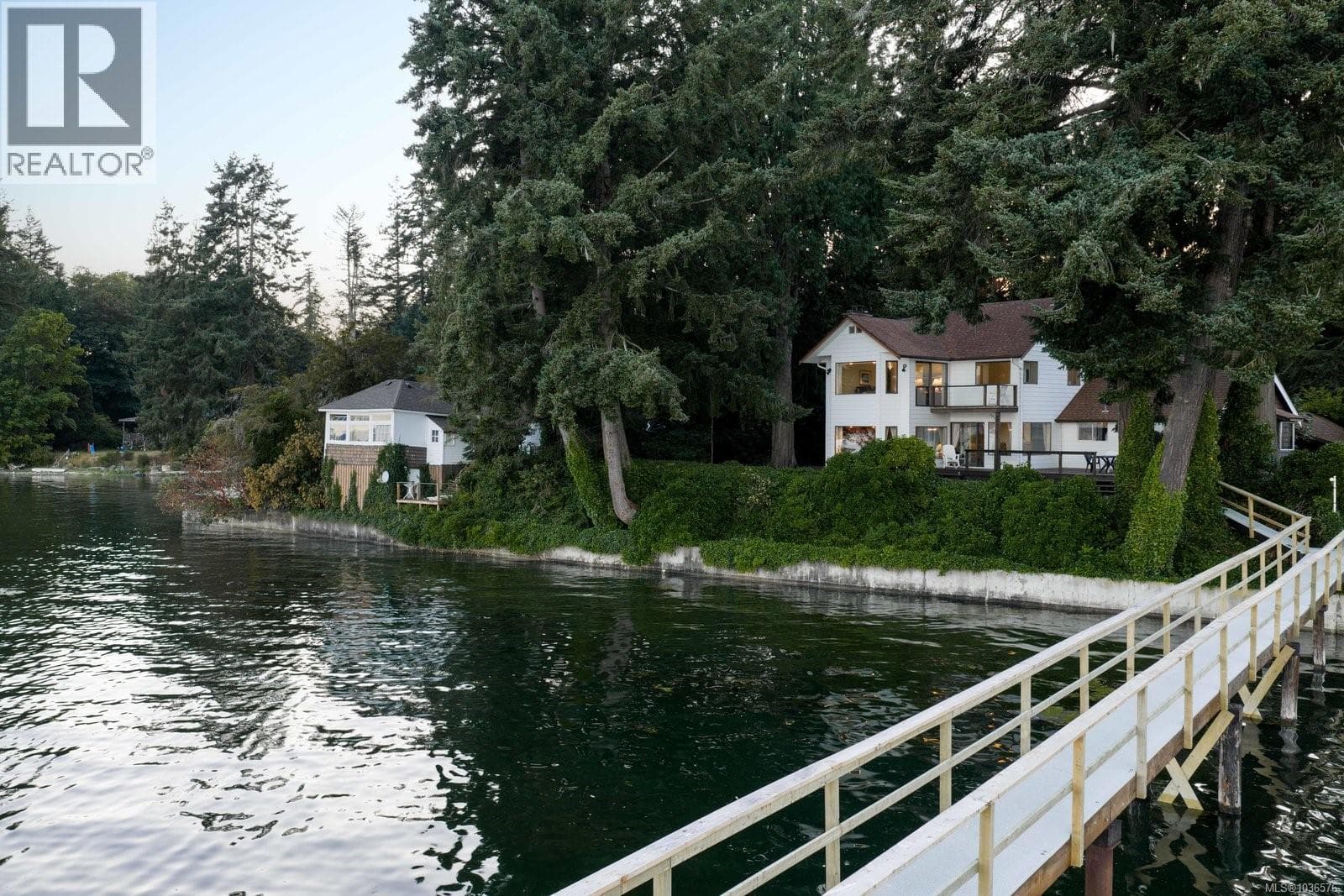 6007 SOOKE ROAD, Victoria — photo 2
