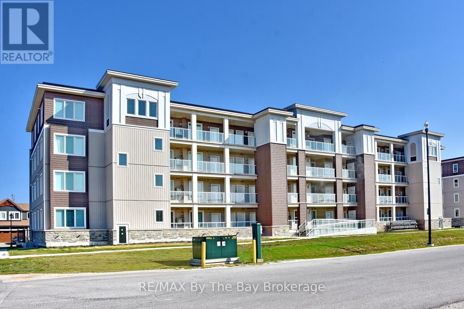 206 - 17 SPOONER CRESCENT, OnePoint — photo 4