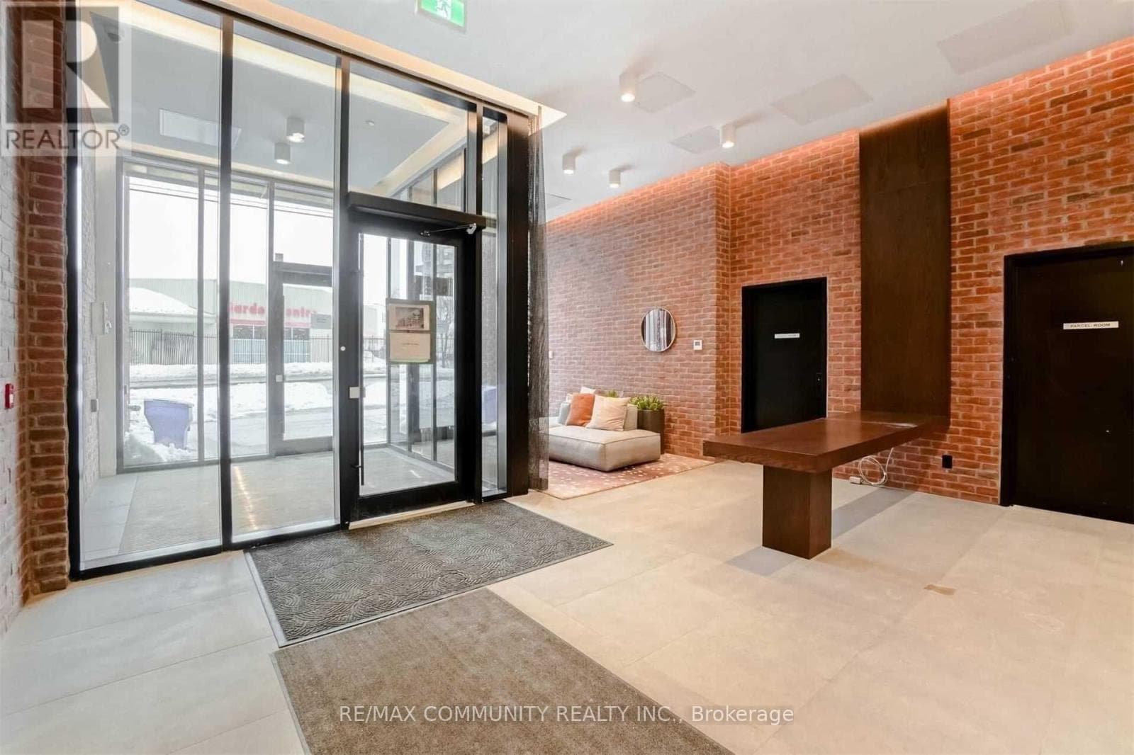 309 - 2799 KINGSTON ROAD, Toronto — photo 2