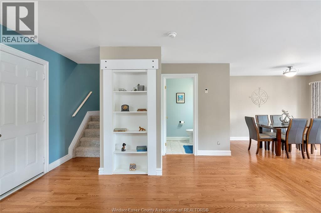 233 CRYSTAL BAIE DRIVE, Windsor — photo 4