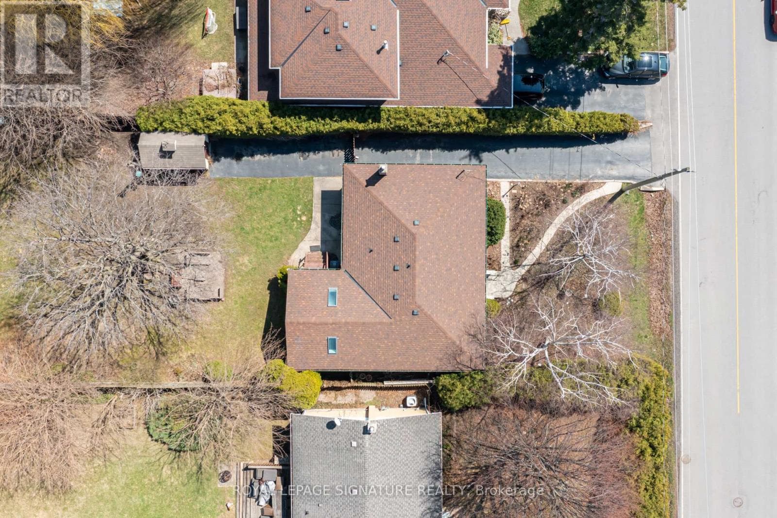 411 MAPLEHURST AVENUE, Toronto — photo 3