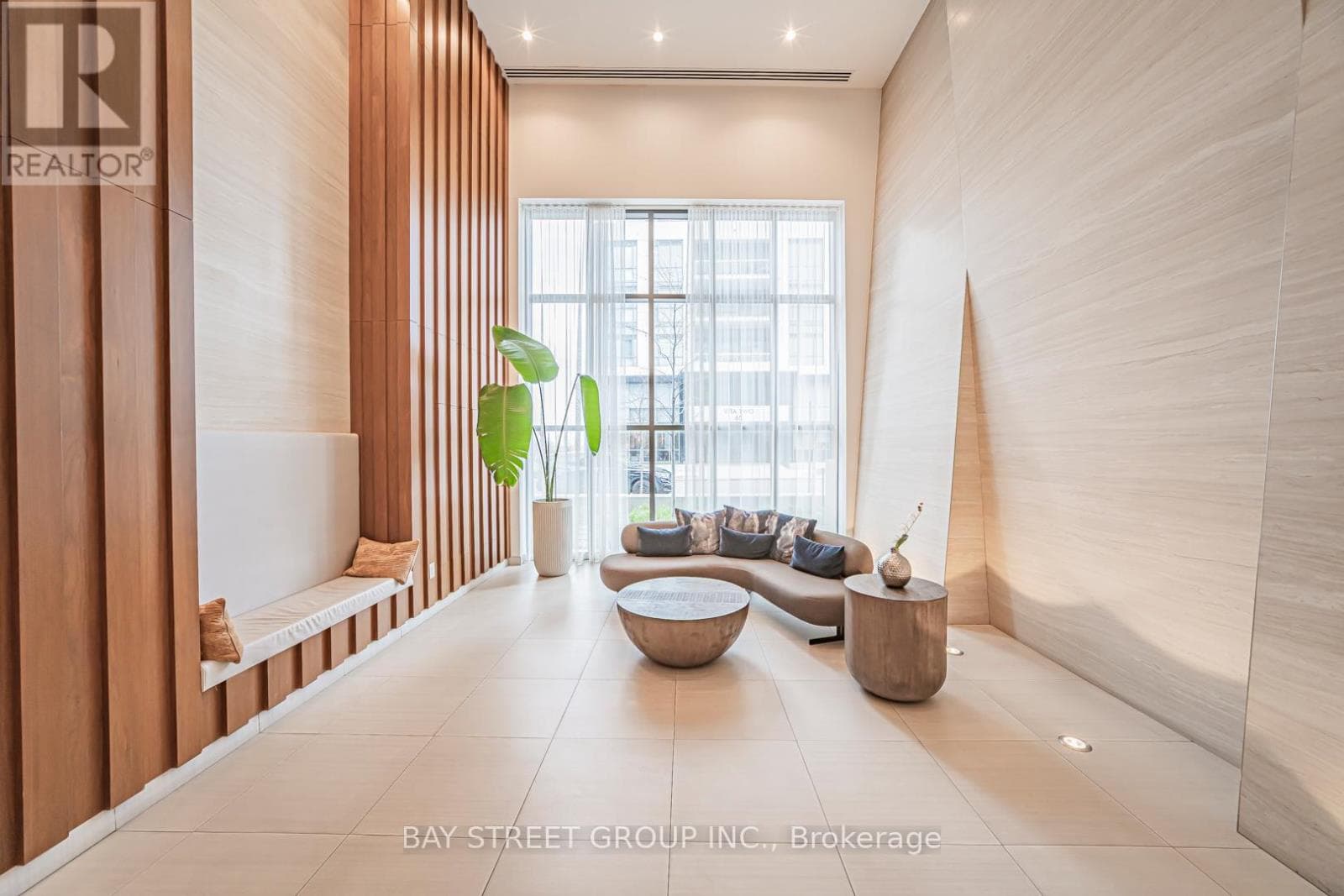 2107 - 70 ANNIE CRAIG DRIVE, Toronto — photo 4