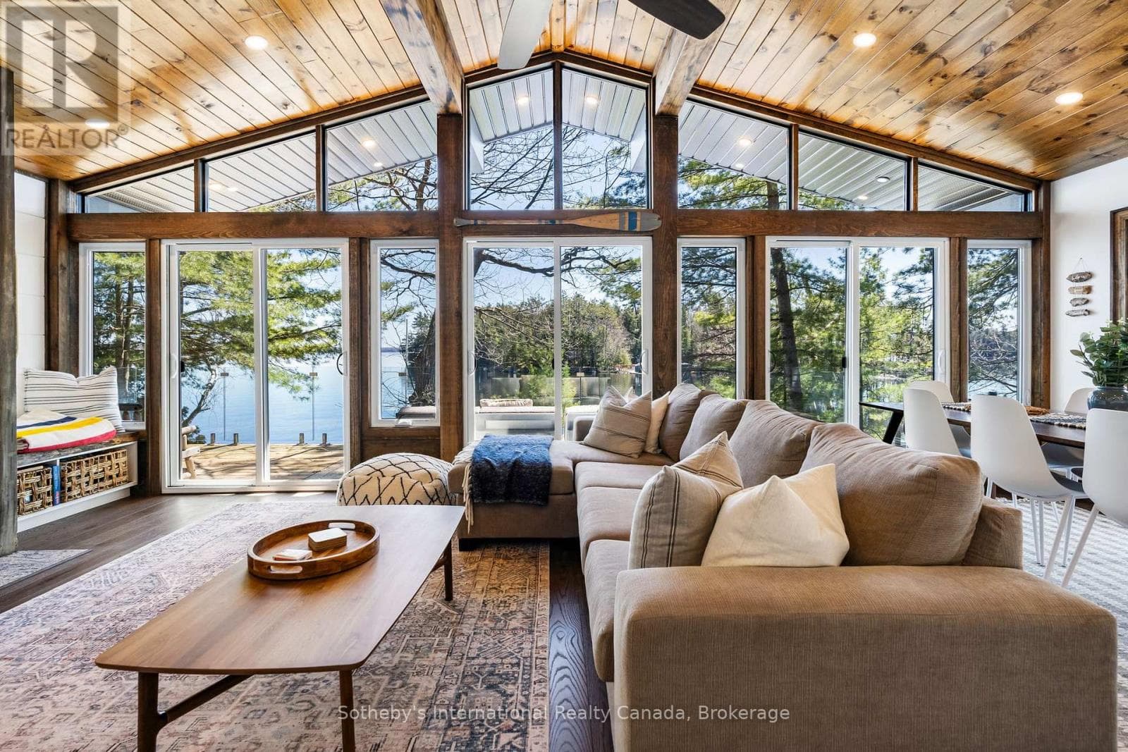 29 BEACHGROVE ISLAND 33LM in 