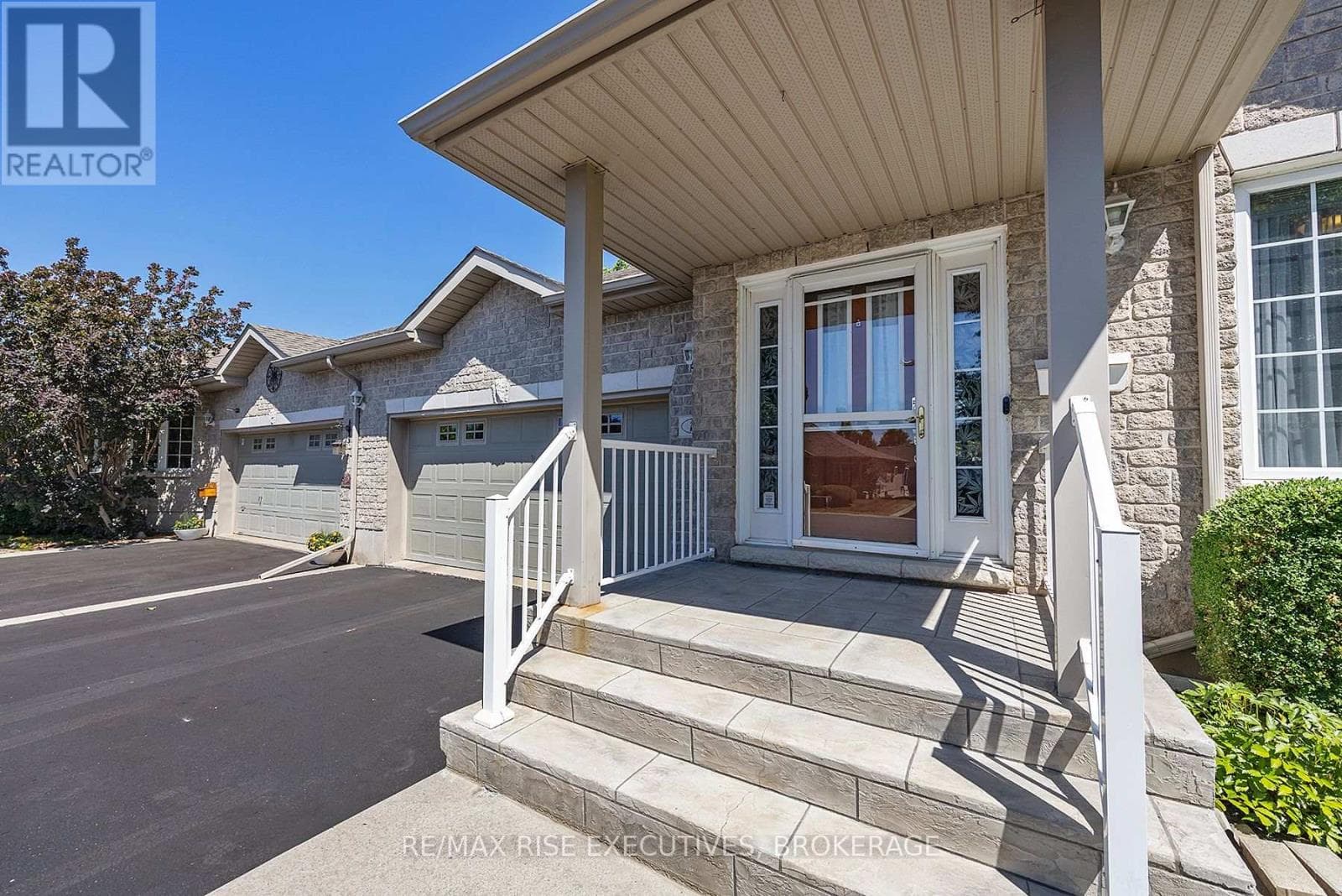 118 SHERIDAN STREET, Kingston — photo 4