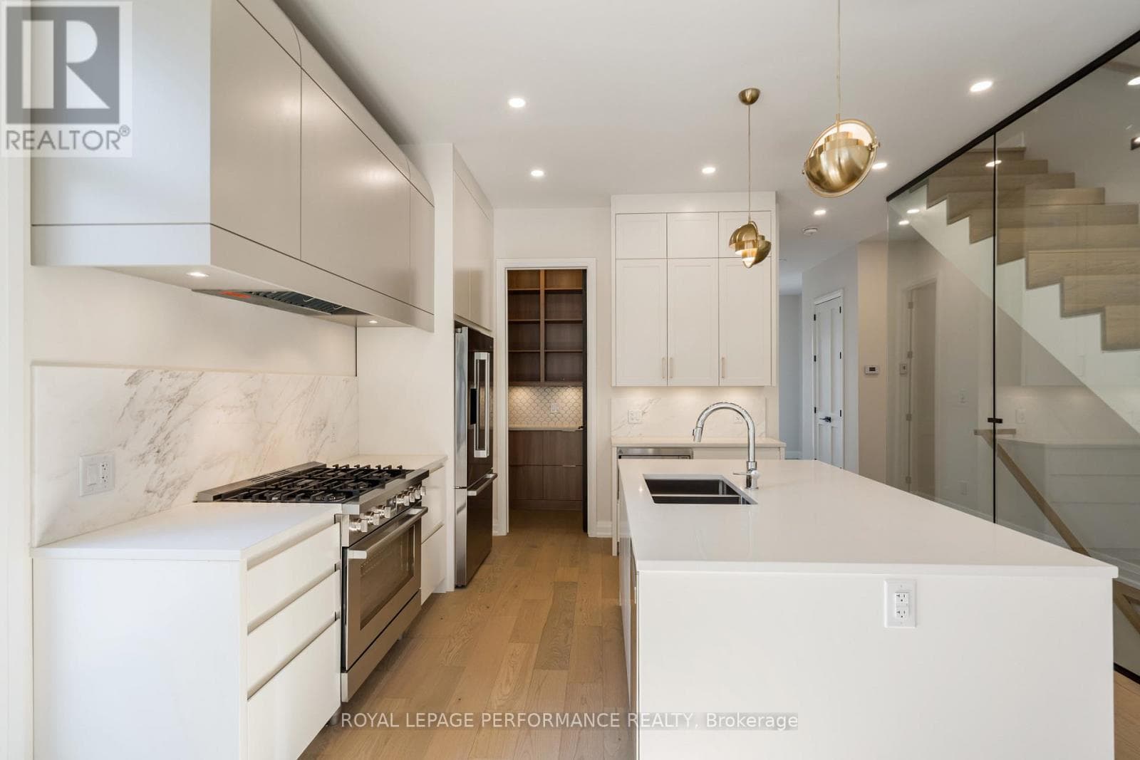 31 COMMANDA WAY, Ottawa — photo 5