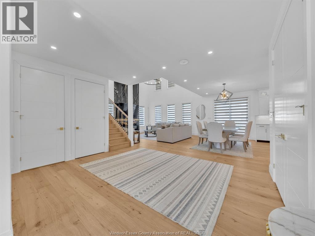 3684 SUTTON AVENUE, Windsor — photo 5