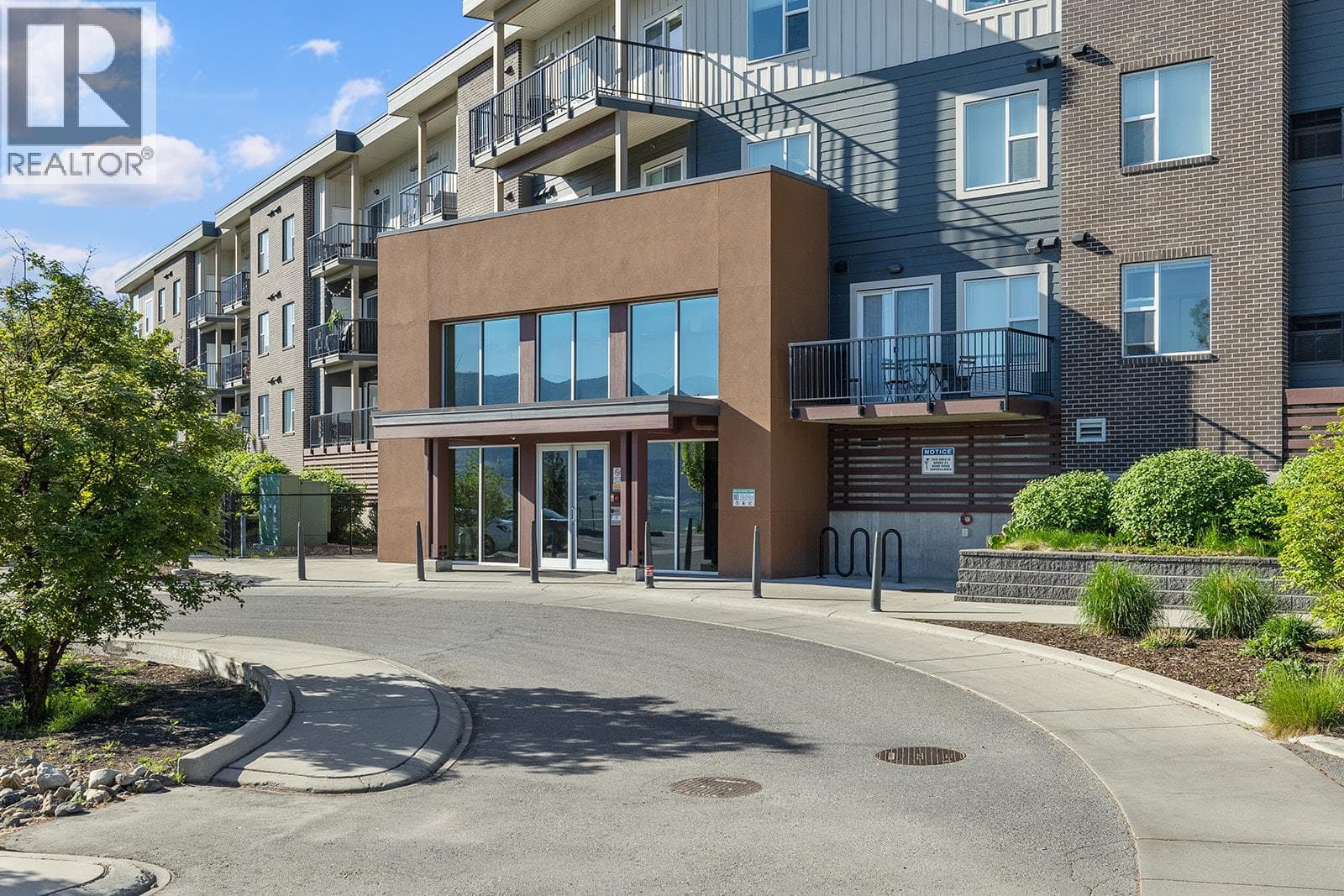 935 Academy Way Unit# 117 in Highway 97