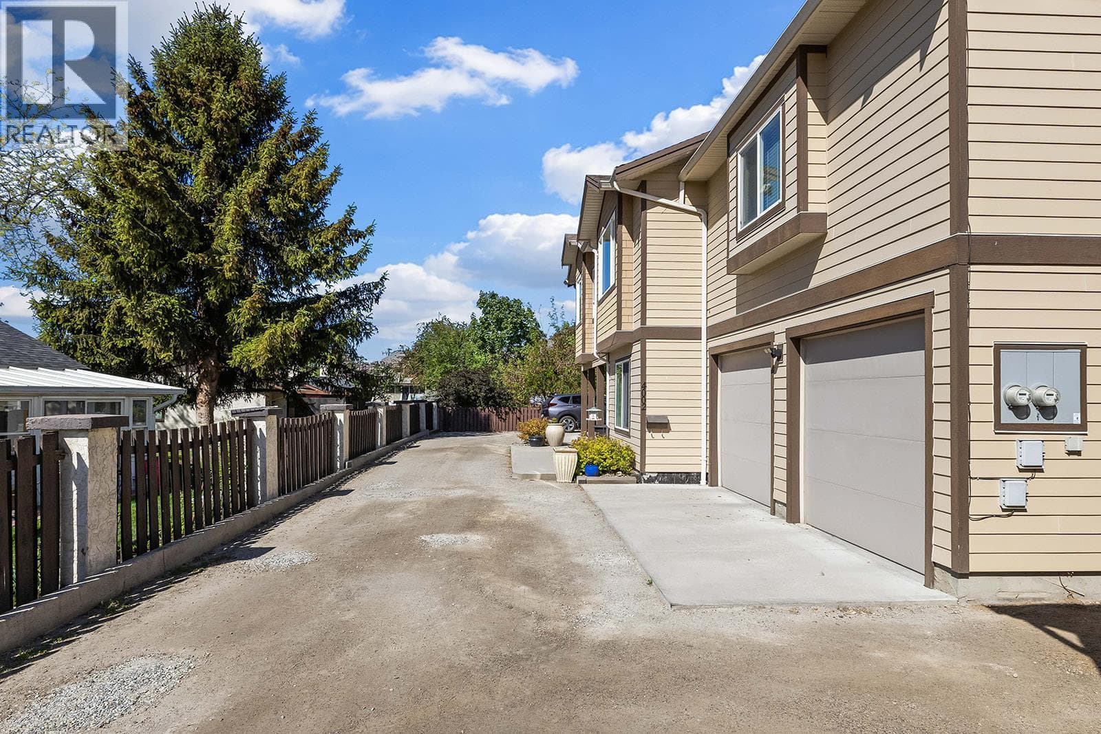 4002 25 STREET, Interior REALTORS® — photo 2
