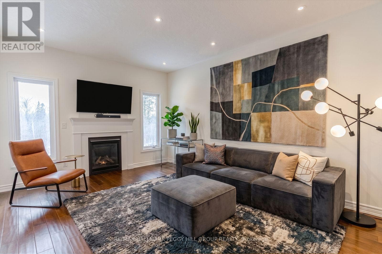 82 DIAMOND VALLEY Drive, Toronto — photo 4