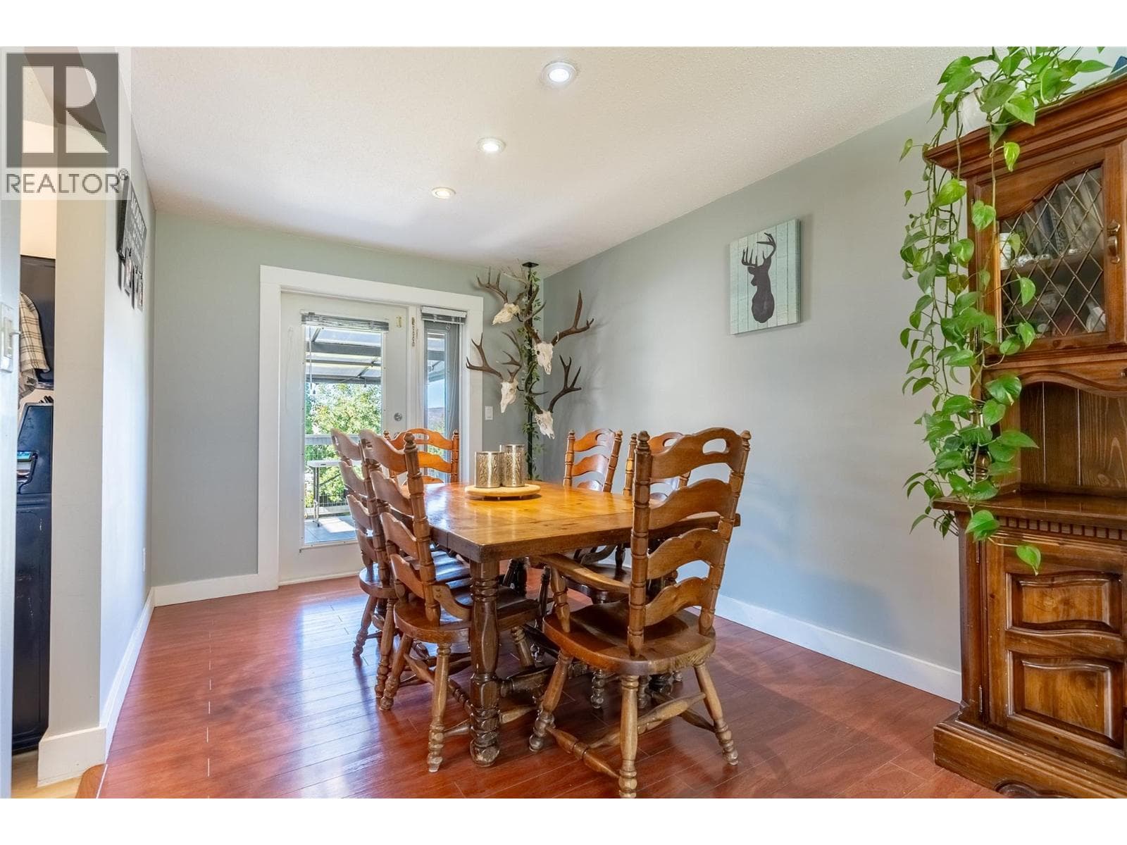 8 Breccia Drive, Interior REALTORS® — photo 4