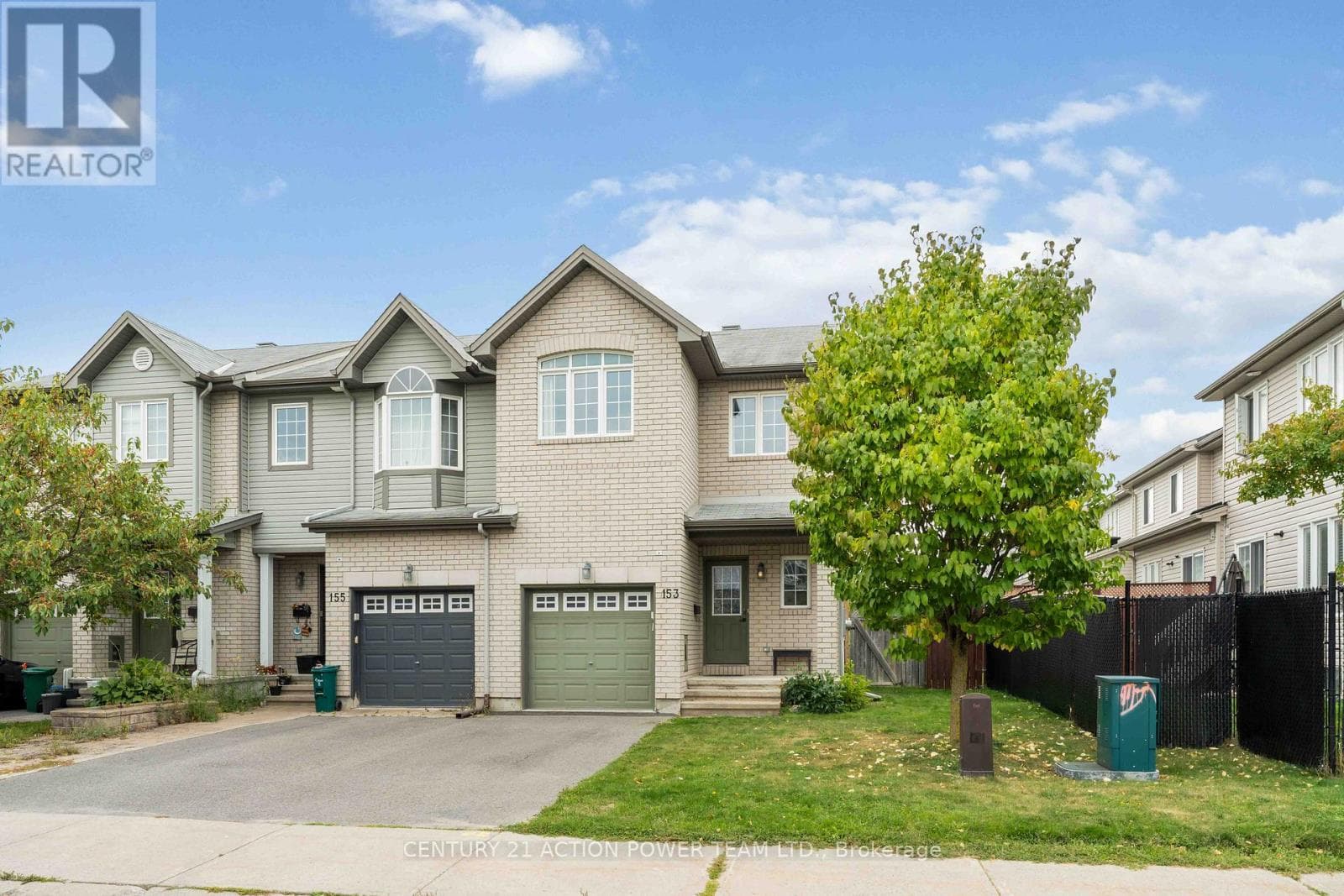 153 LOKOYA STREET, Ottawa — photo 2