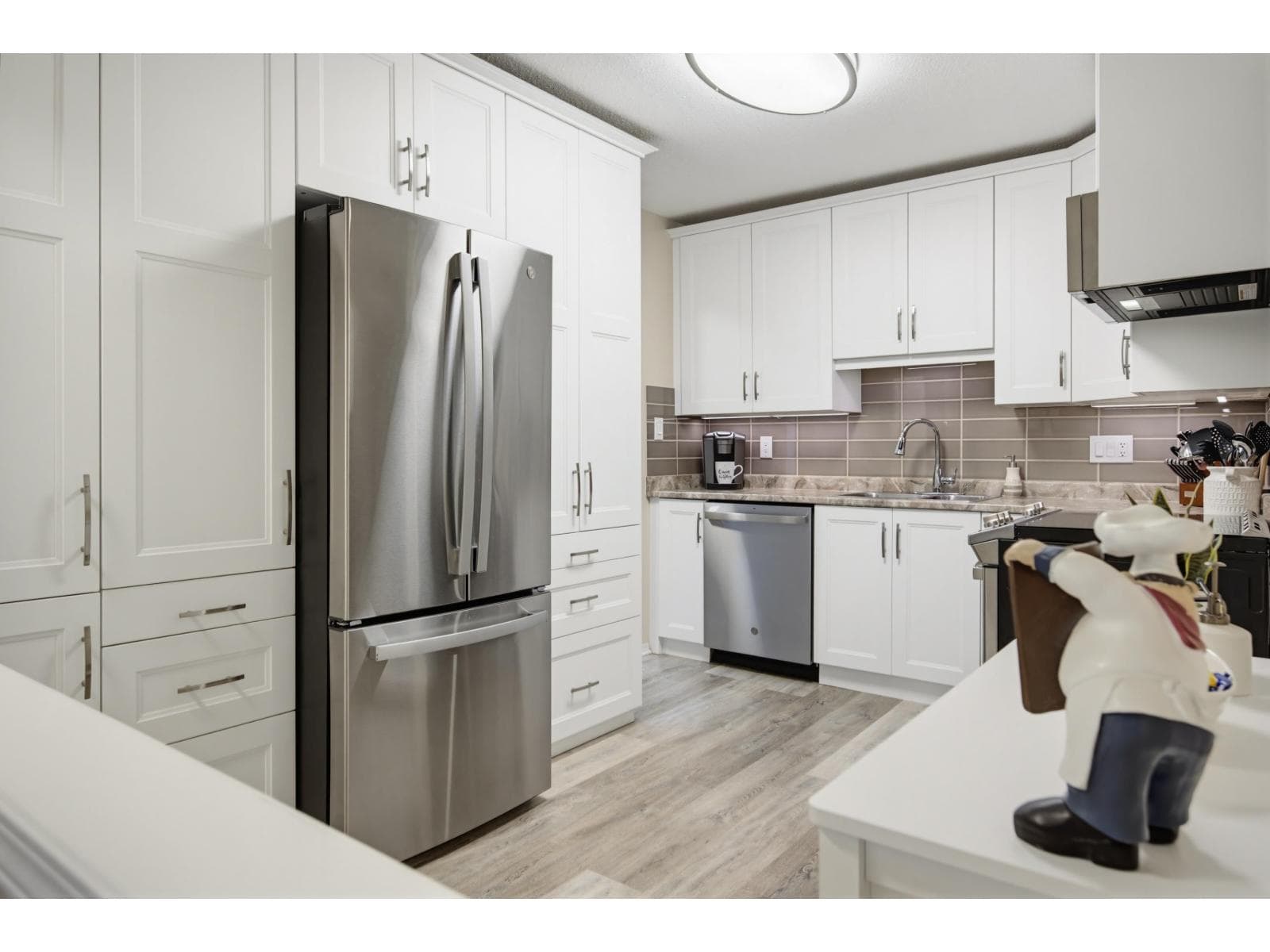 302 5375 205 STREET in Douglas