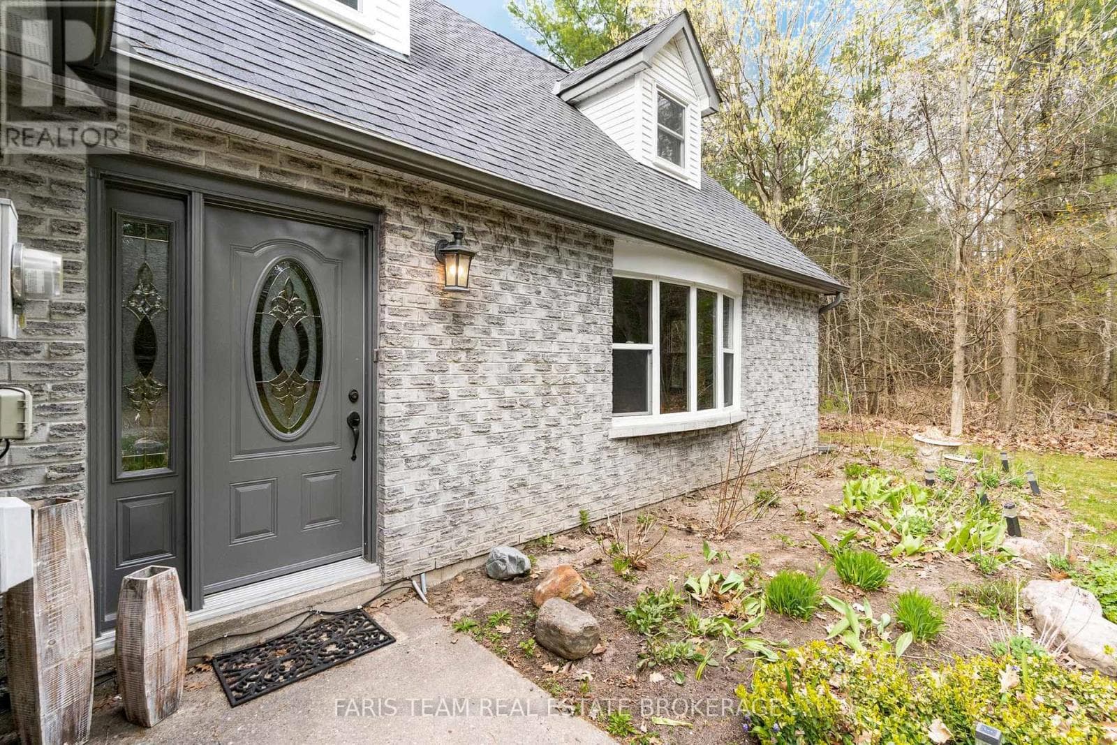 718 HENDERSON DRIVE, Toronto — photo 5