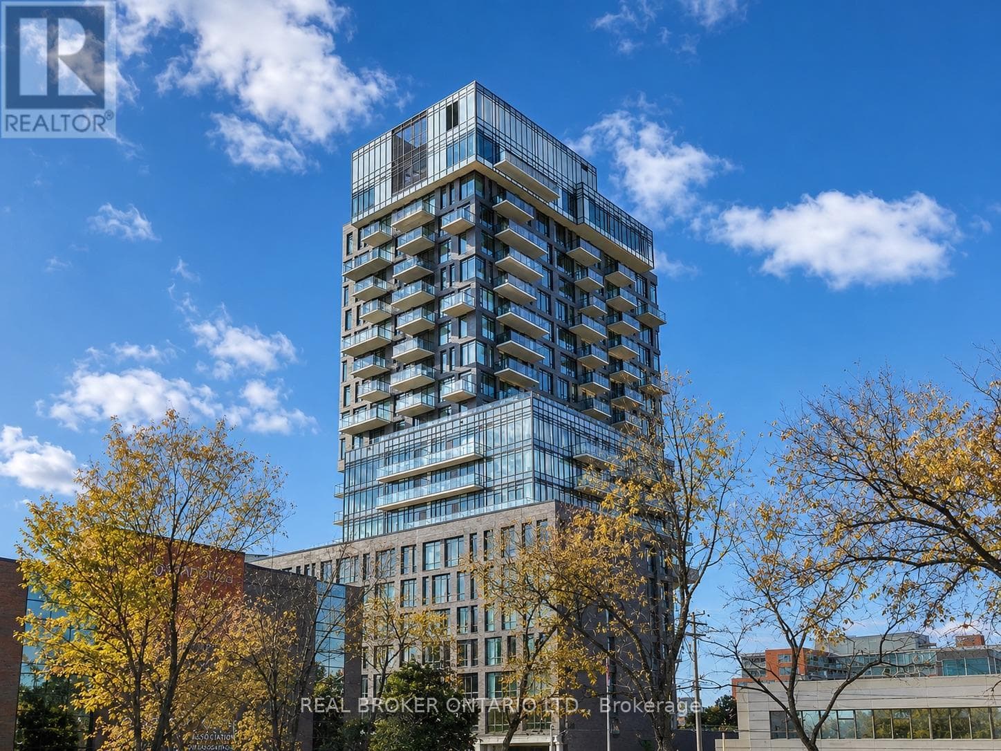 703 - 203 CATHERINE STREET in CENTRETOWN