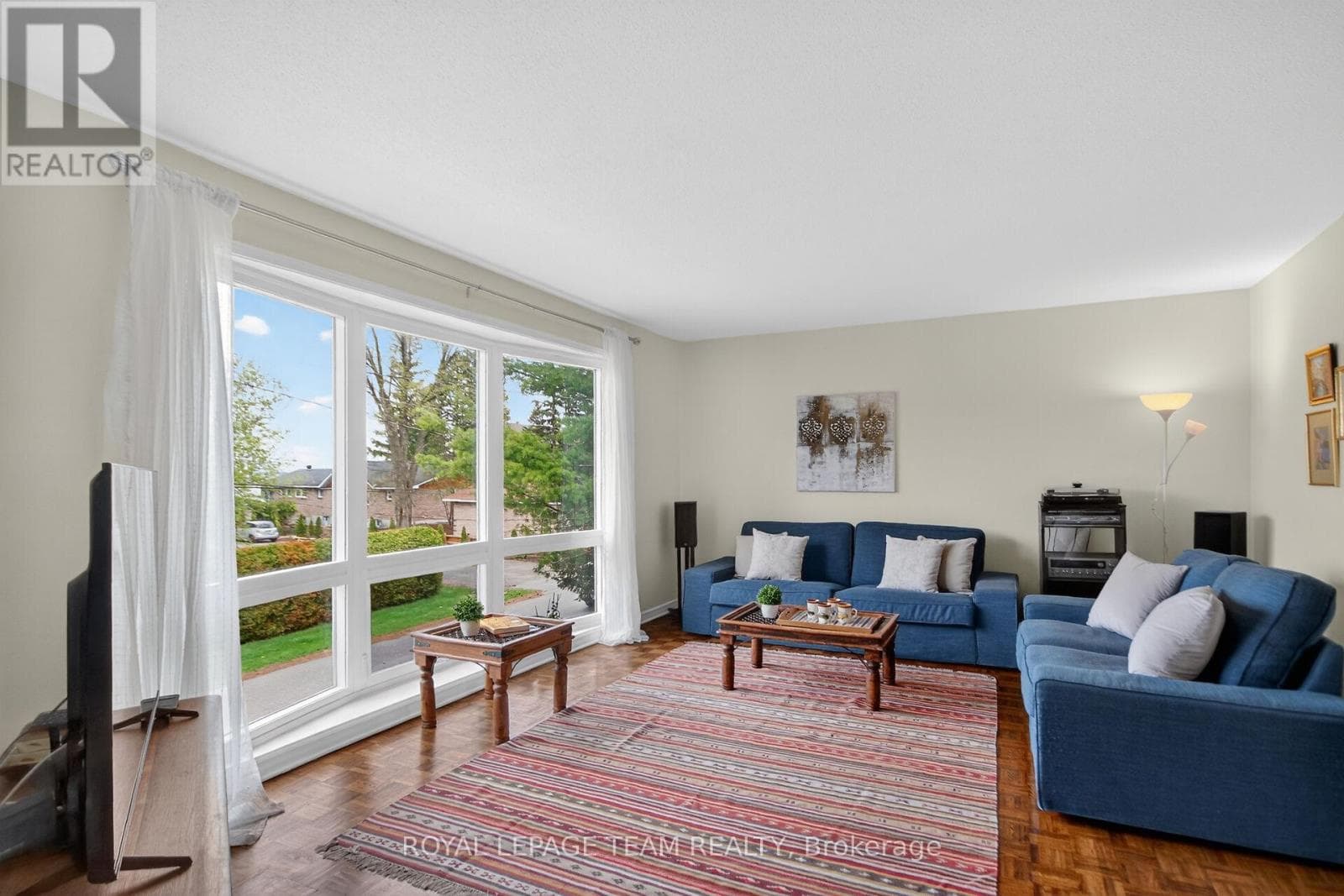 136 JAMES CUMMINGS AVENUE, Ottawa — photo 4
