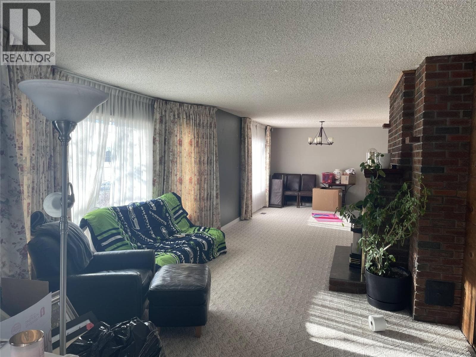 622 HARTMAN ROAD, Interior REALTORS® — photo 5