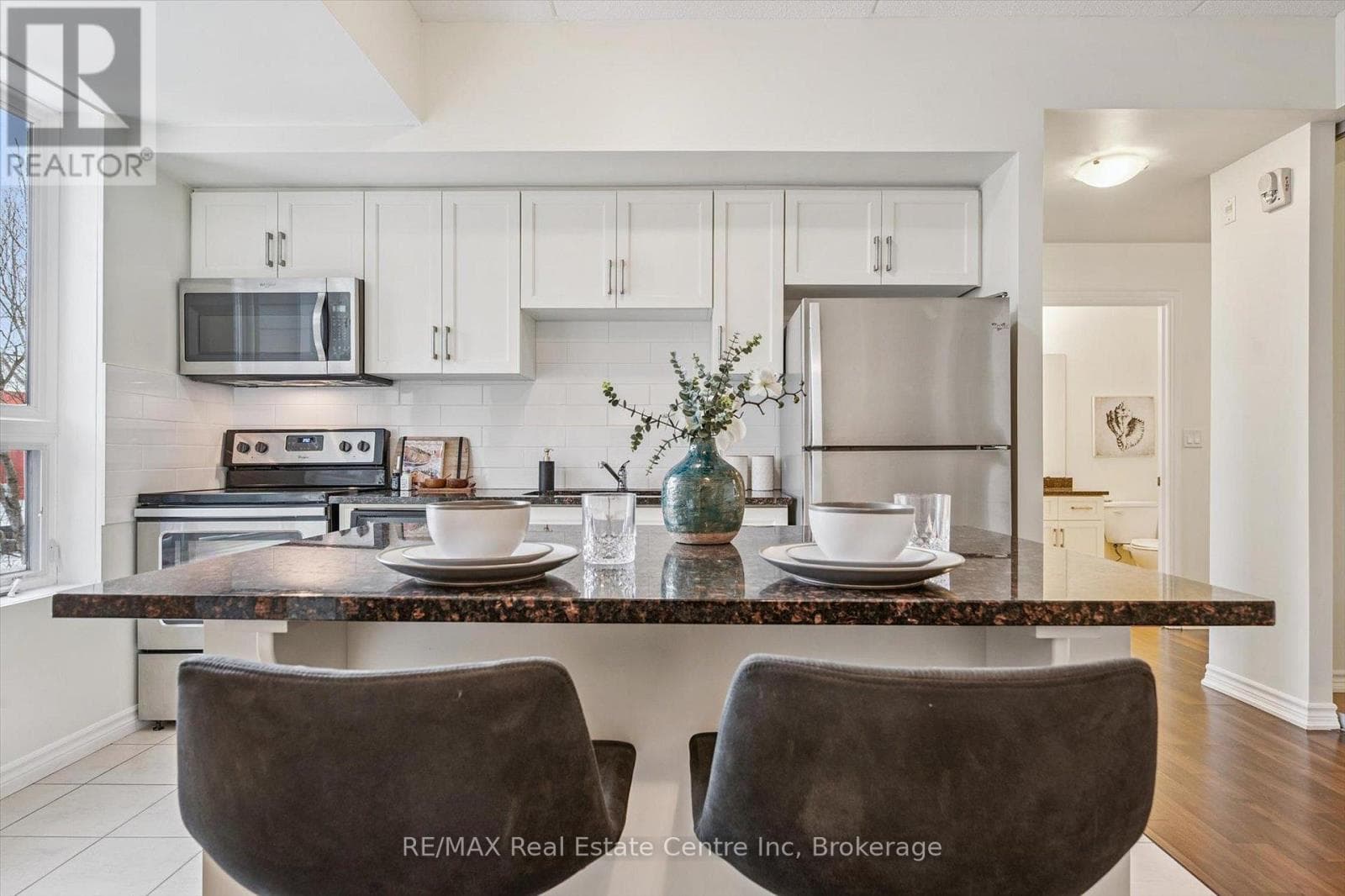 1280 GORDON Street Unit# 210 in 