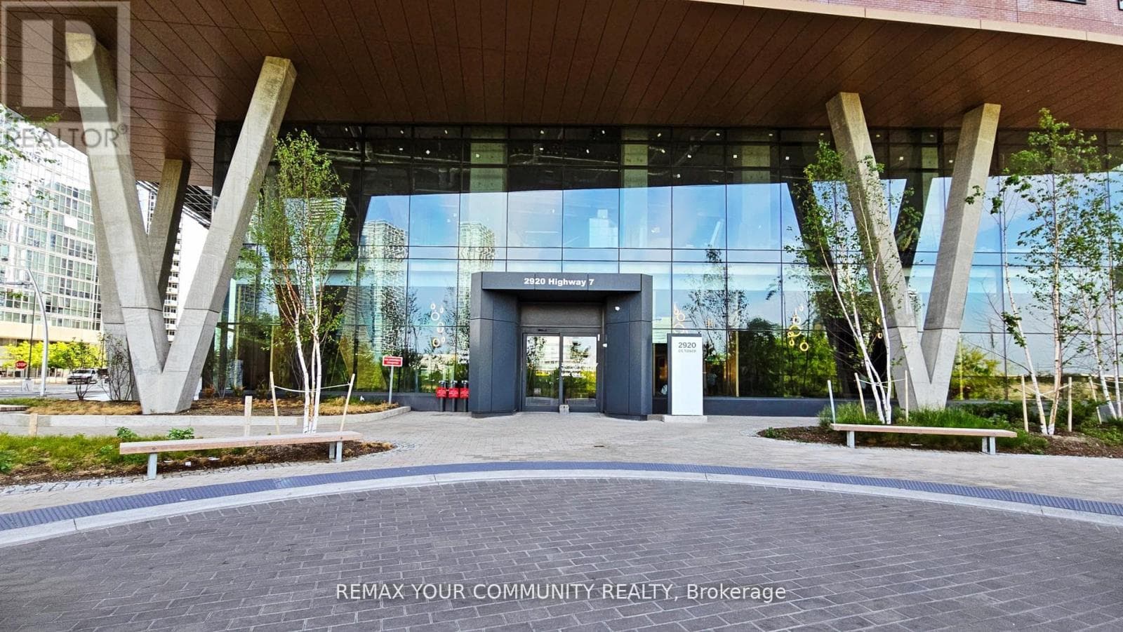3011 - 2920 HIGHWAY 7 ROAD, Toronto — photo 2