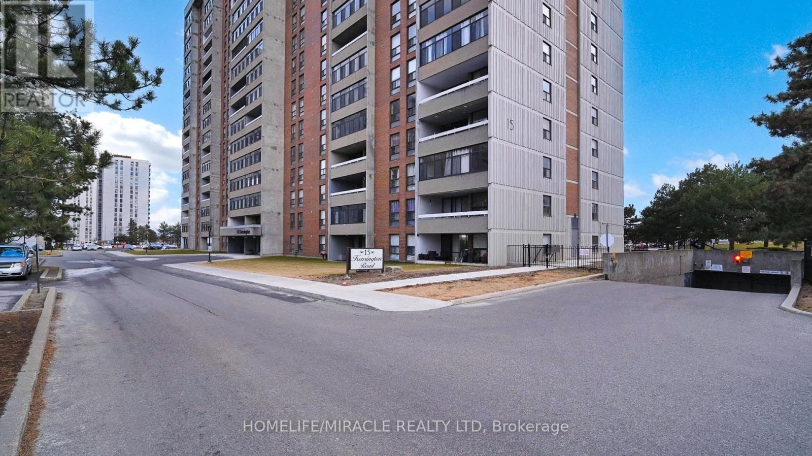 1112 - 15 KENSINGTON ROAD, Toronto — photo 3