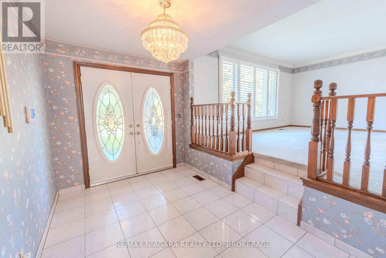 28 TANERA CRESCENT, Niagara — photo 2
