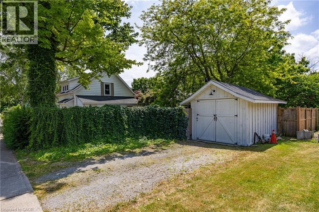 5 HAWTHORNE AVENUE, Cornerstone — photo 3