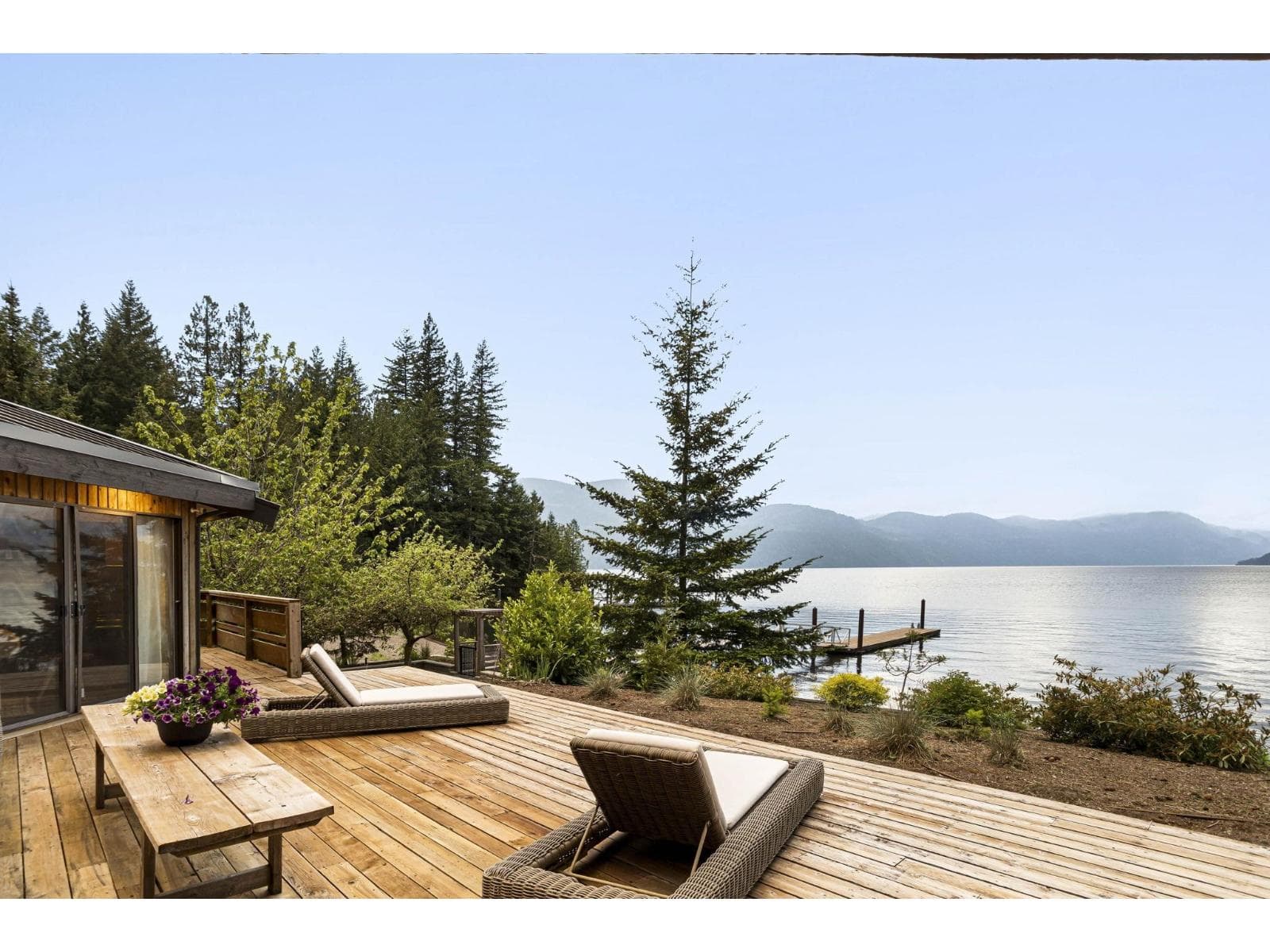 6357 PIRATE LANE, Harrison Lake, Chilliwack — photo 3