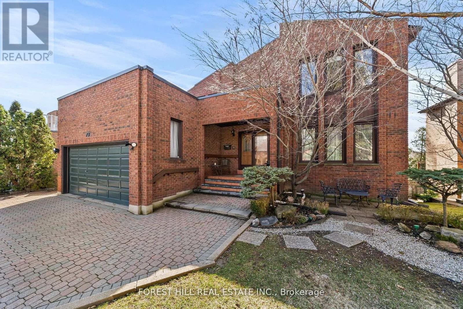 73 GARNIER COURT, Toronto — photo 3