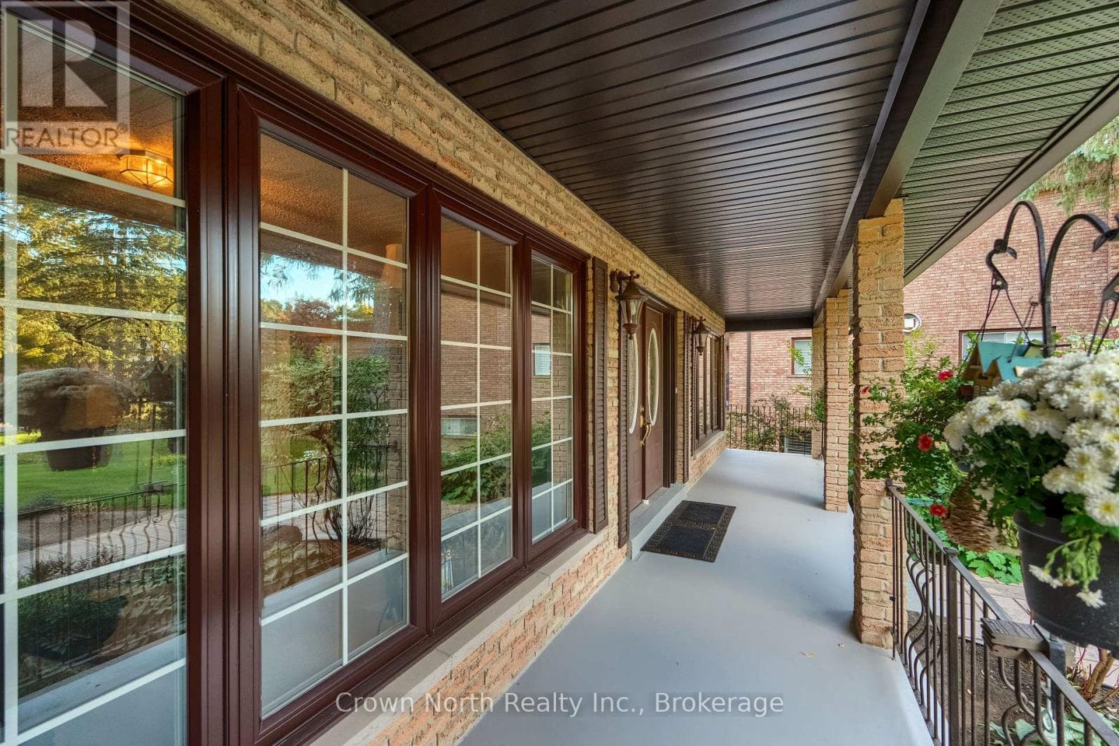 17 BLACK WILLOW COURT, Toronto — photo 5