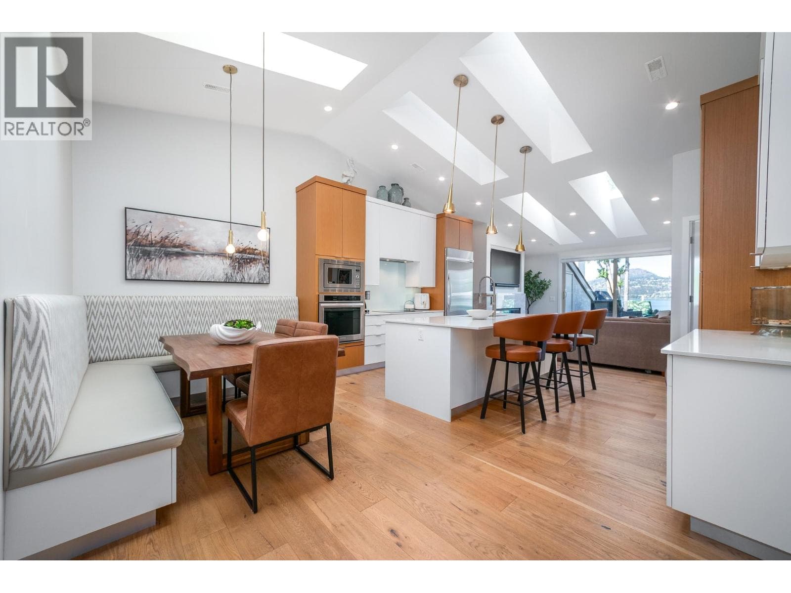 2900 Abbott Street Unit# 309, Interior REALTORS® — photo 3