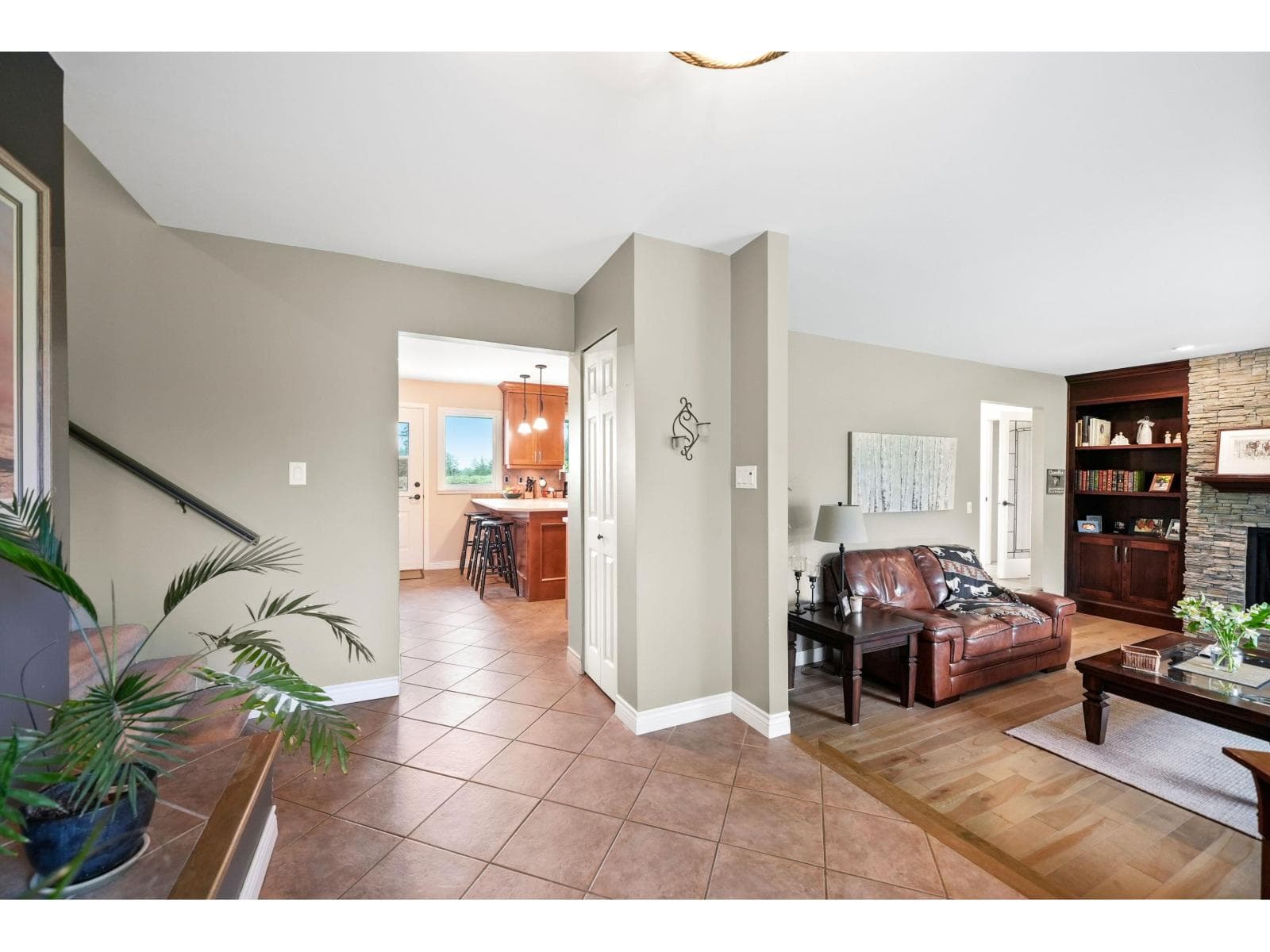 21723 24 AVENUE, Fraser Valley — photo 4