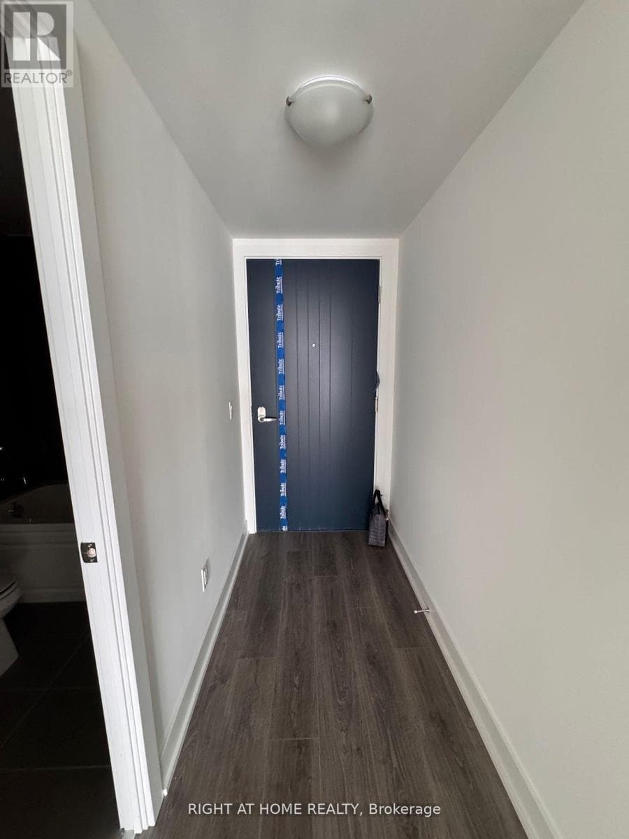 1015 - 2545 SIMCOE STREET N, Toronto — photo 2