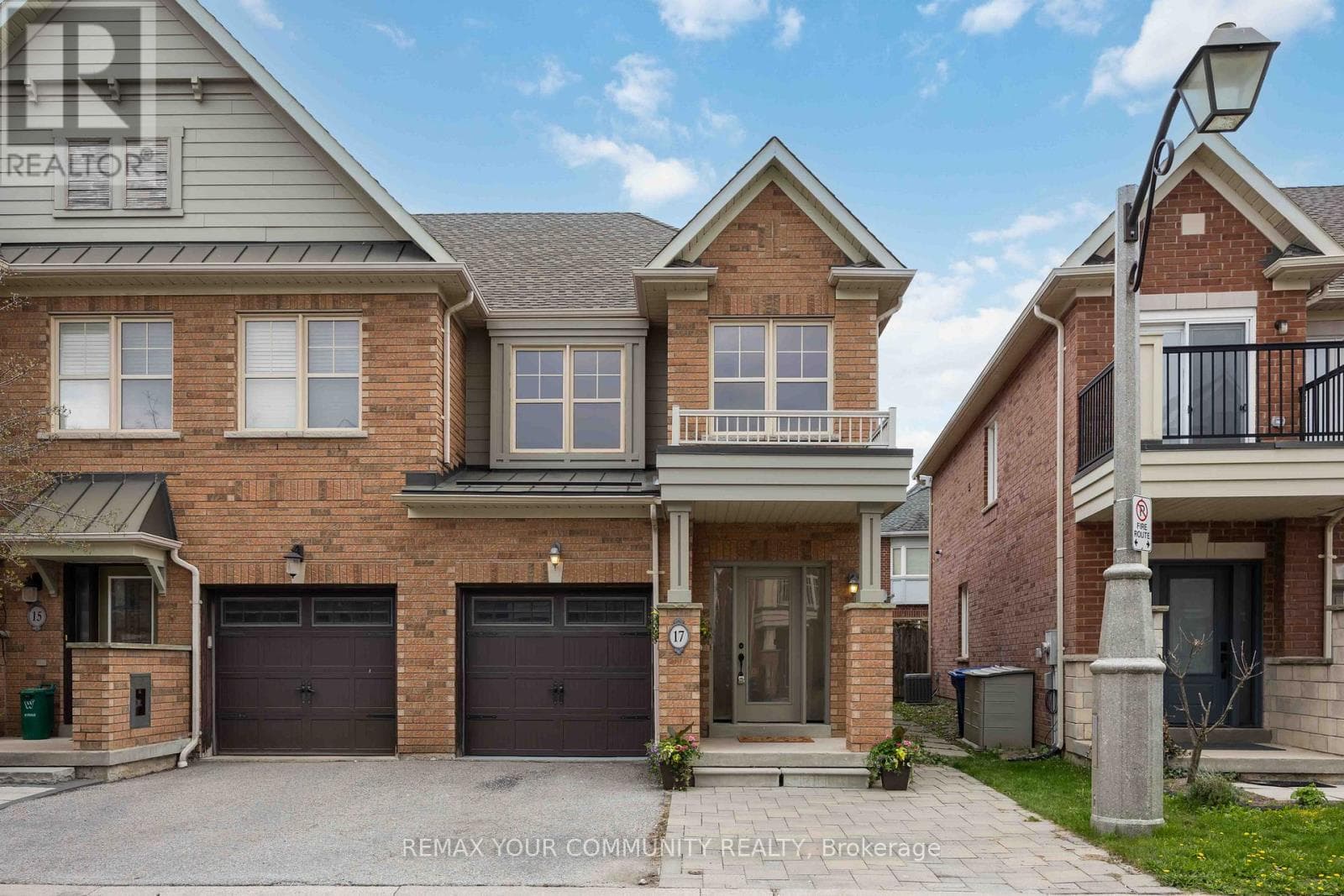 17 LATITUDE LANE, Toronto — photo 3