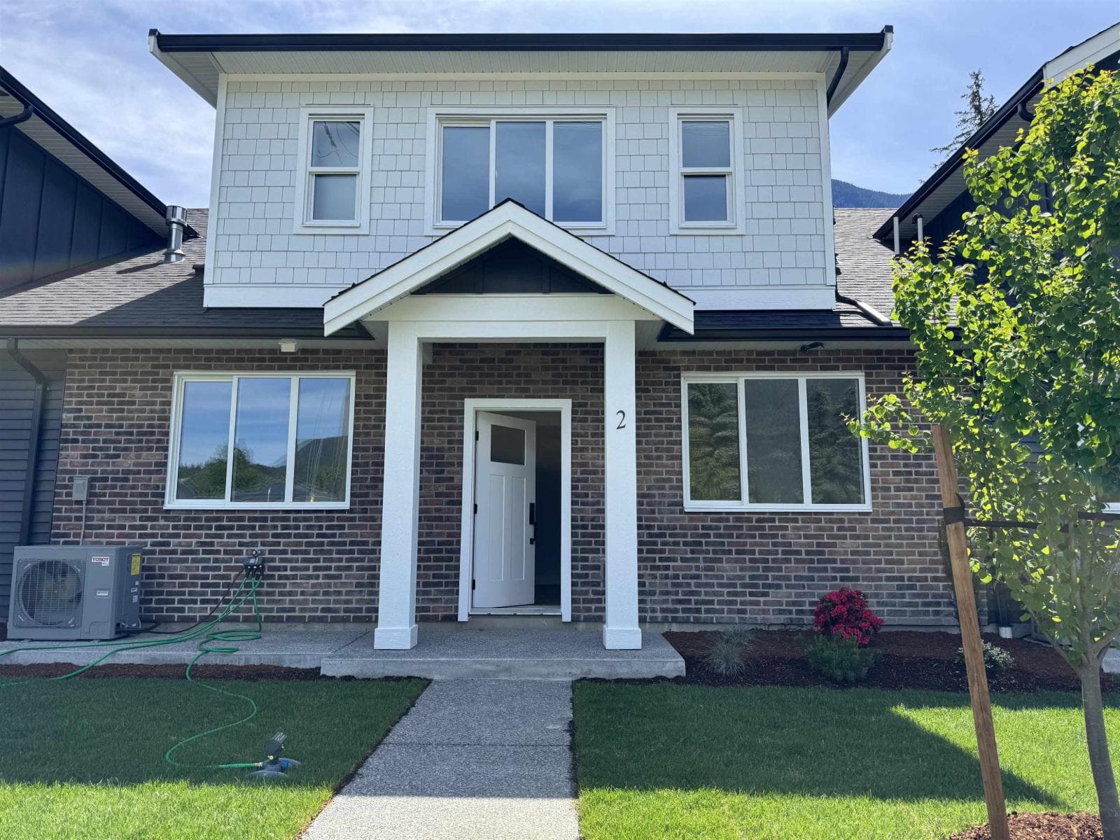 2 558 PARK STREET HOPE, Chilliwack — photo 2