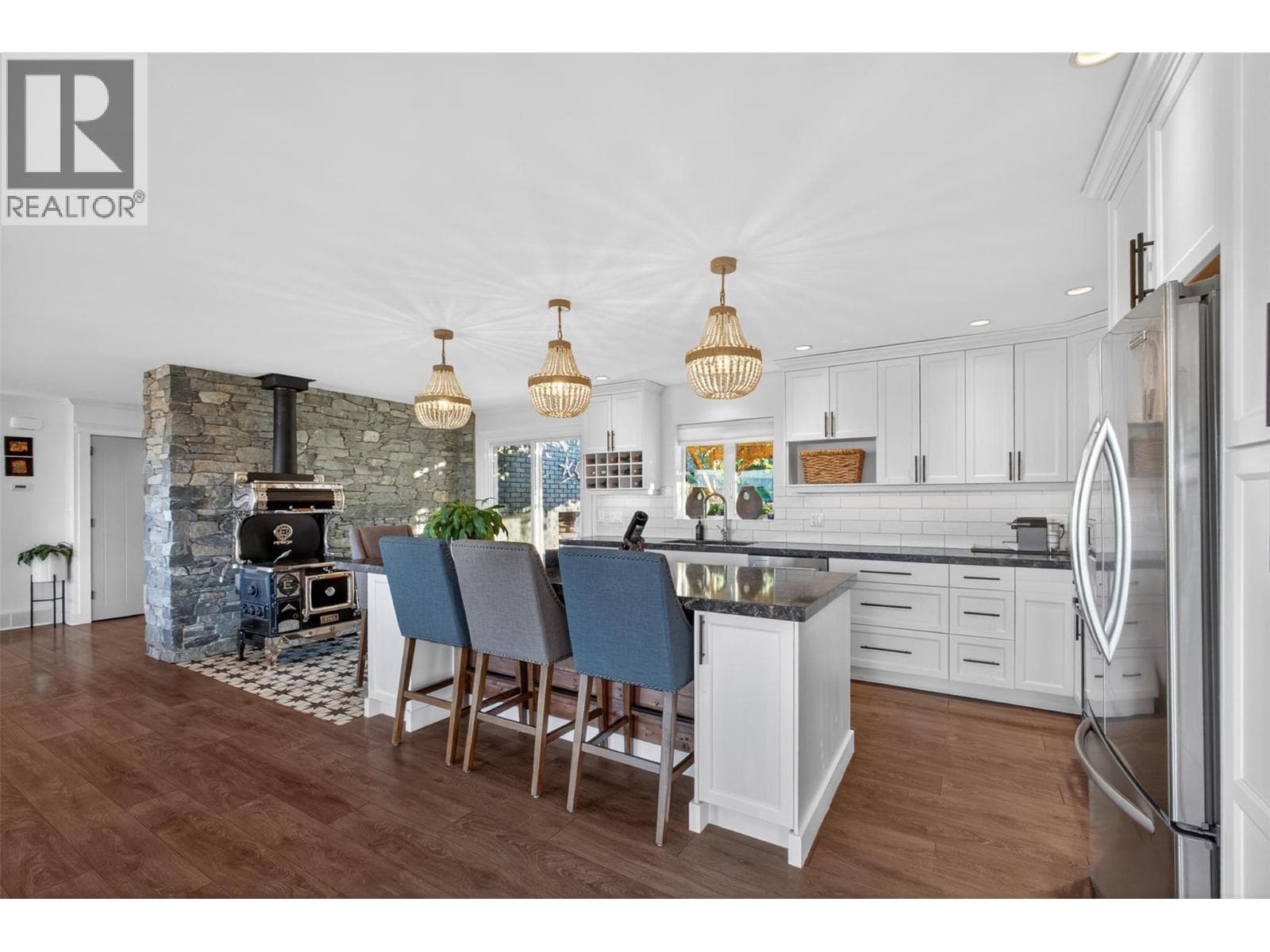 2351 BOUCHERIE ROAD, Interior REALTORS® — photo 5