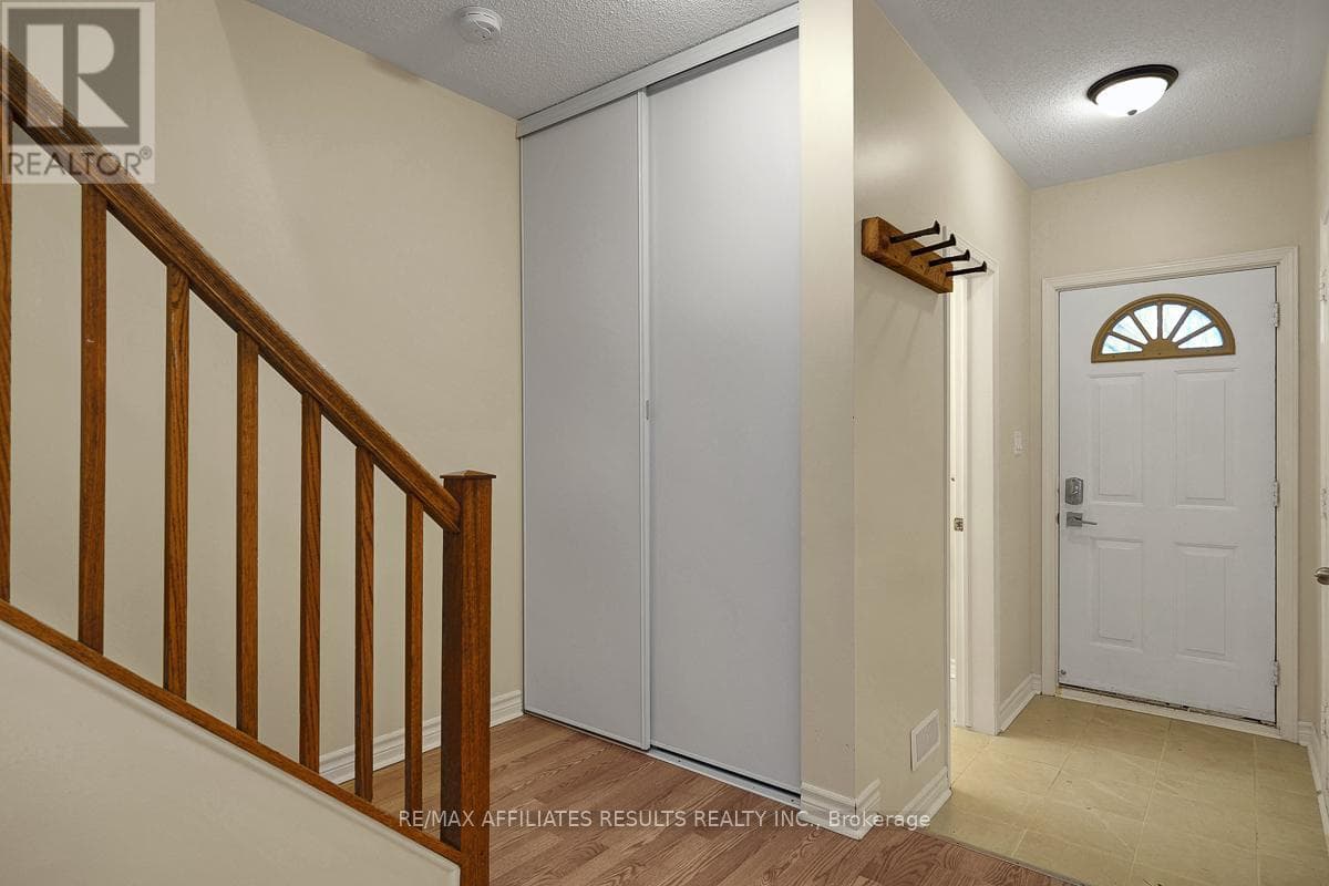 31 IPSWICH TERRACE, Ottawa — photo 3