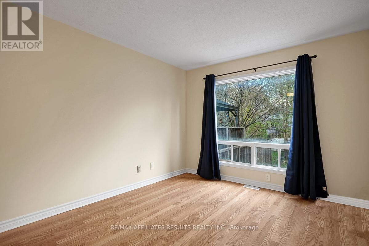 31 IPSWICH TERRACE, Ottawa — photo 5
