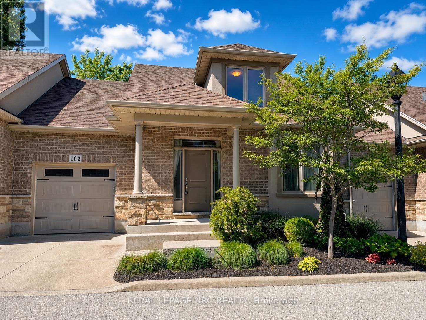 2 - 6186 DORCHESTER ROAD in Corwin