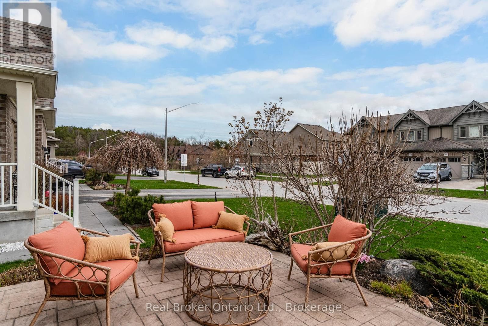 984 COOK DRIVE, OnePoint — photo 3