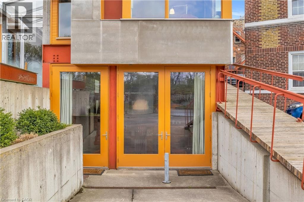 7 COBOURG Street, Cornerstone — photo 3