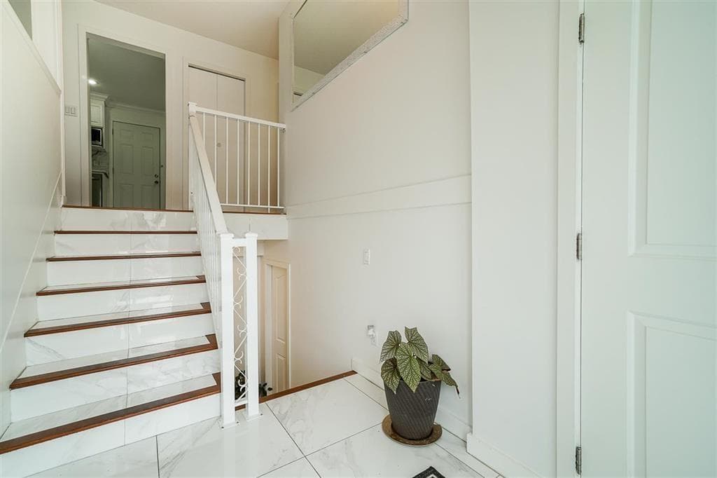 3174 ROYAL COURT, Fraser Valley — photo 5