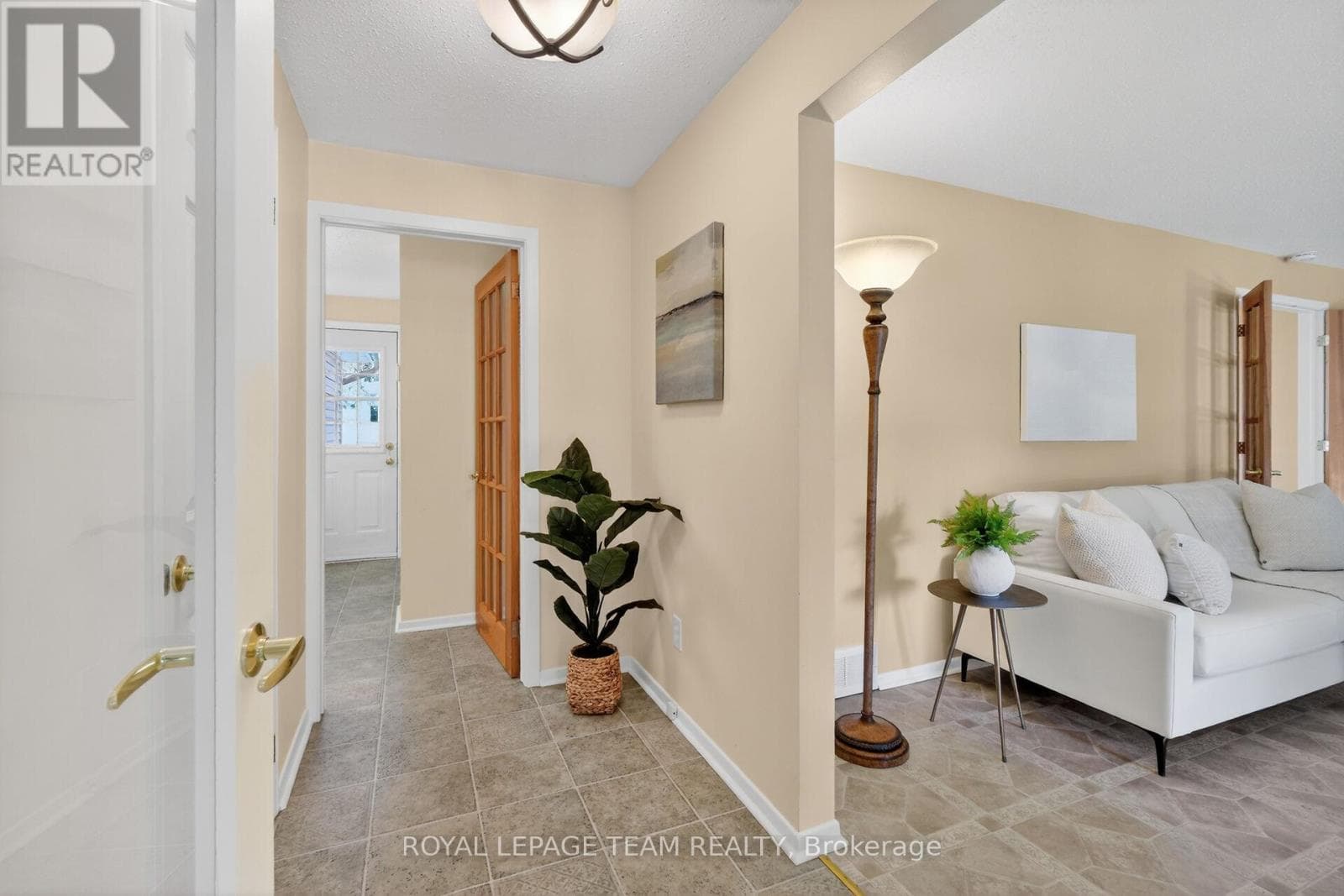 21 LINDHURST CRESCENT, Ottawa — photo 5