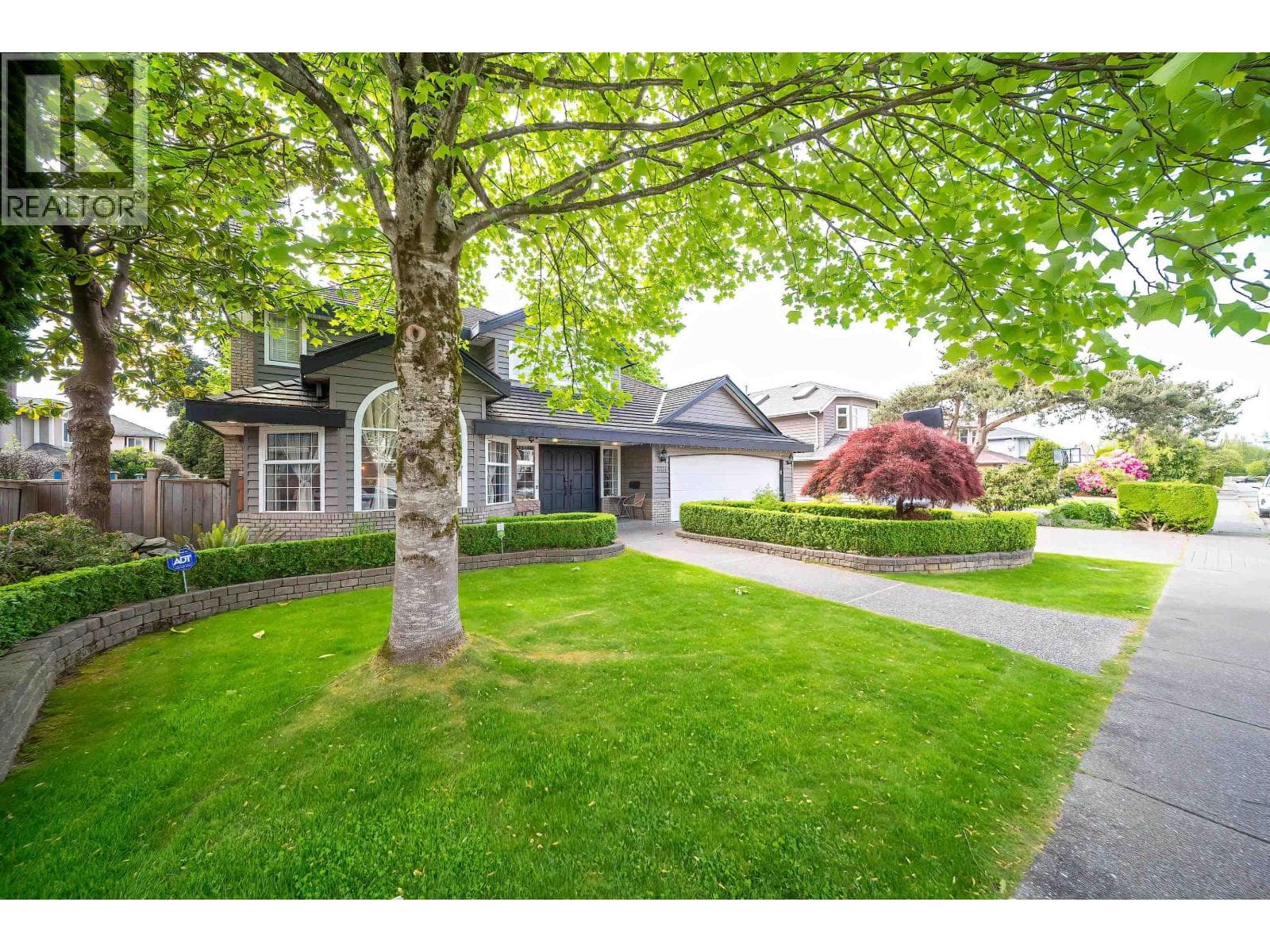 6411 BOUCHARD COURT, Greater Vancouver — photo 3